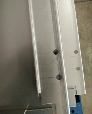 電力開(kāi)關(guān)柜生產(chǎn)案例